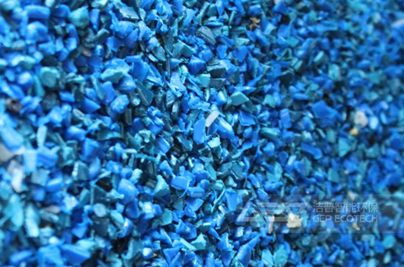 大藍(lán)桶細(xì)碎后